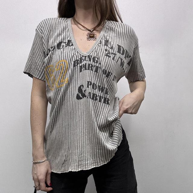 Ribbed striped graphic printed tshirt