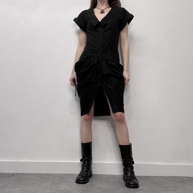 Black puff pleated midi dress