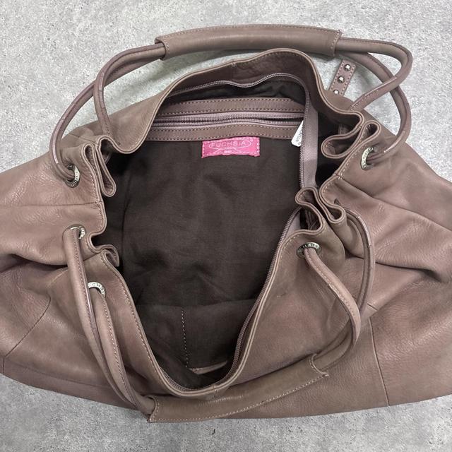 Pink leather gathered shoulder bag