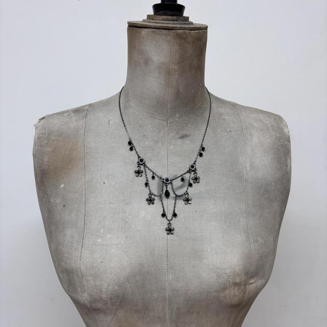 Gothic fairy flower necklace