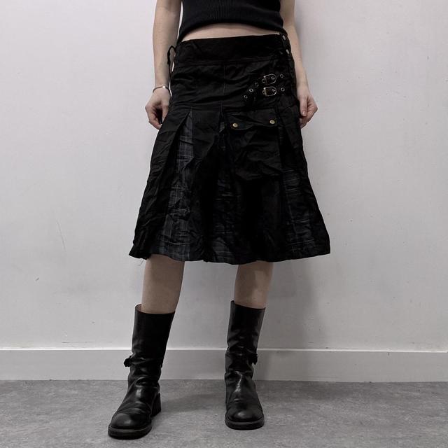 Grunge pleated gothic buckle skirt