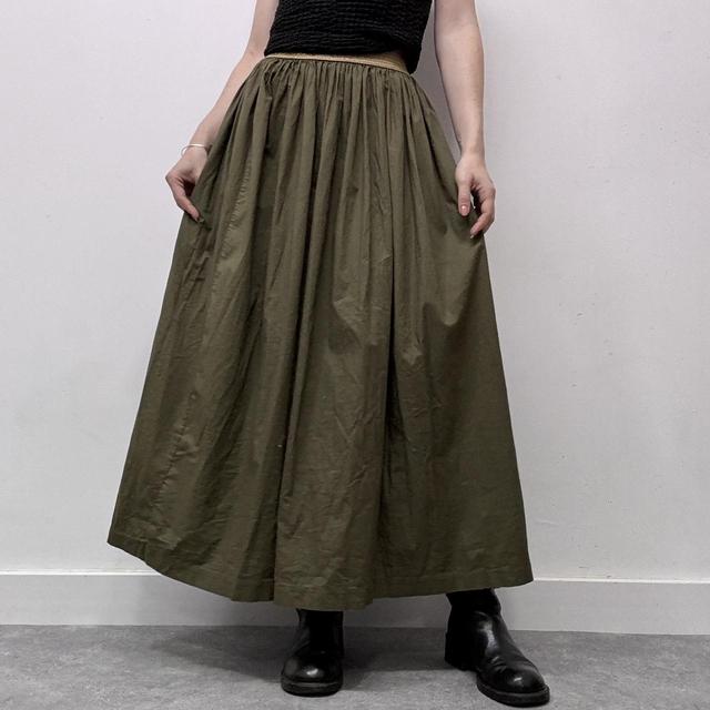 Khaki pleated maxi skirt