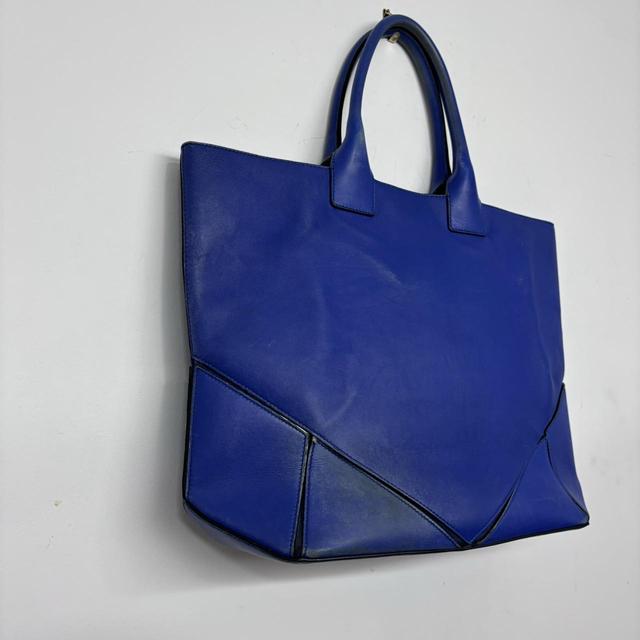 Blue leather Givenchy oversized shoulder bag
