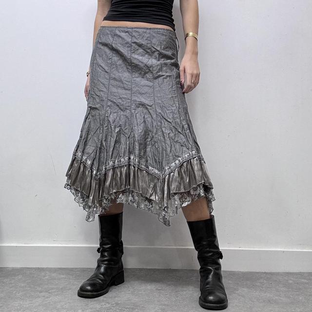 Crinkle asymmetric lace midi skirt