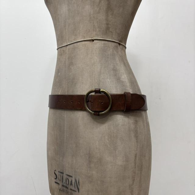 Chunky brown leather belt