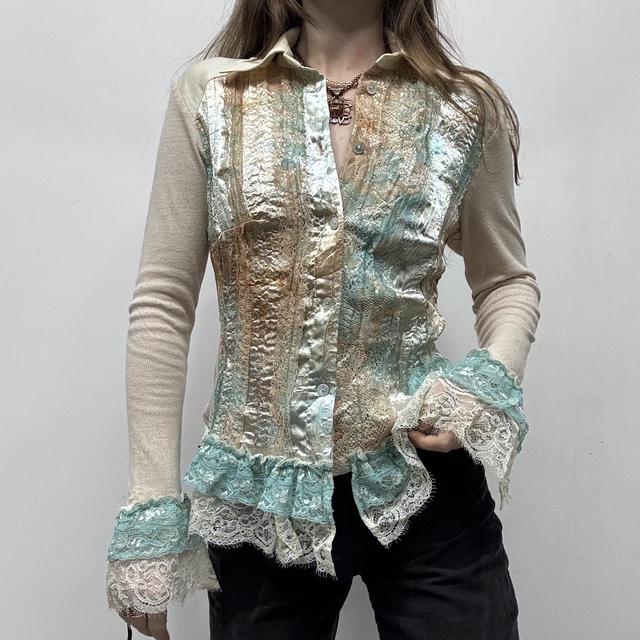 Lace flared satin shirt