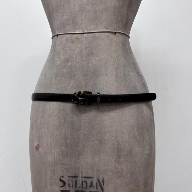 Black leather tortoise shell belt