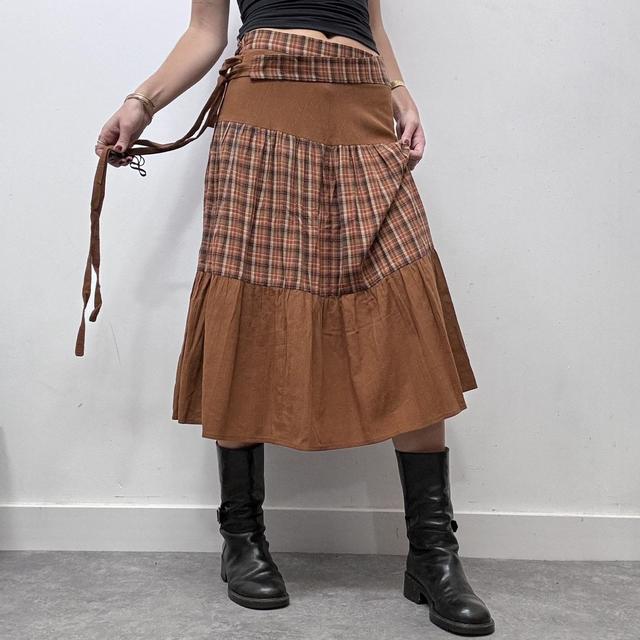 Checked autumnal tiered skirt