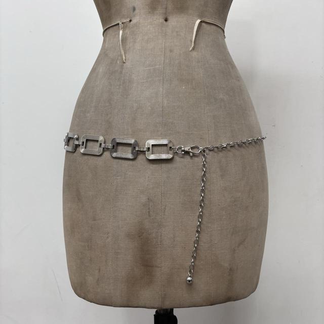 Silver chunky chain belt