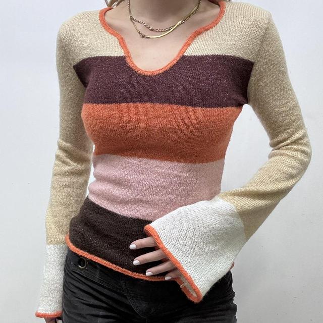 Flared knitted striped jumper