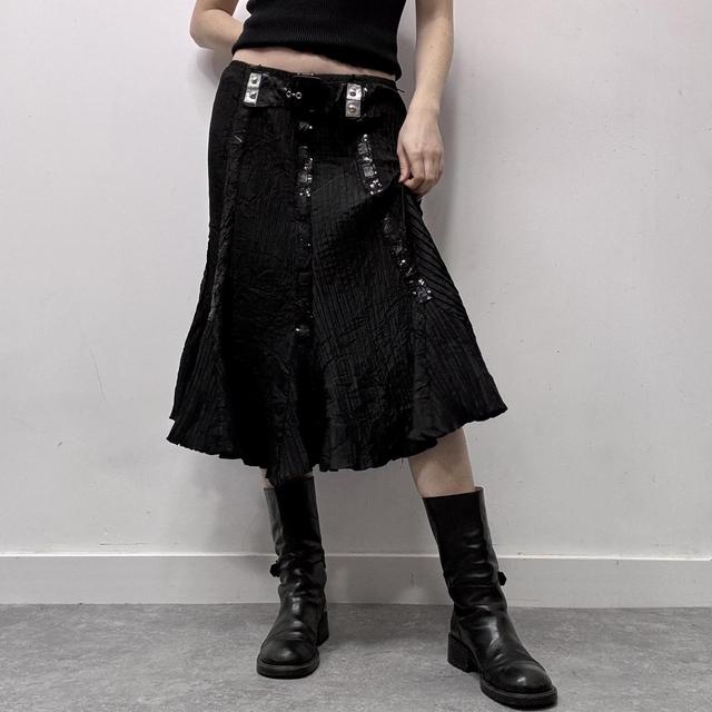 Black crinkle flared black skirt