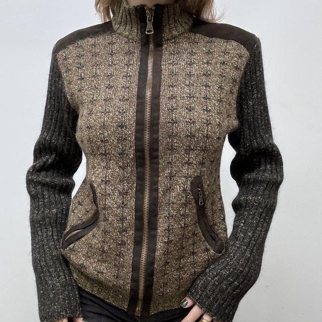 D&G brown knitted zip-up jumper