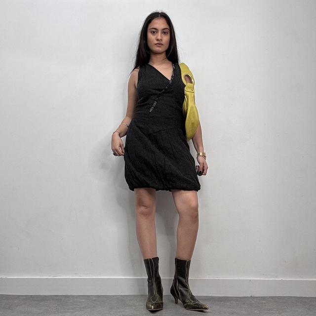 Grey wool puff asymmetric dress