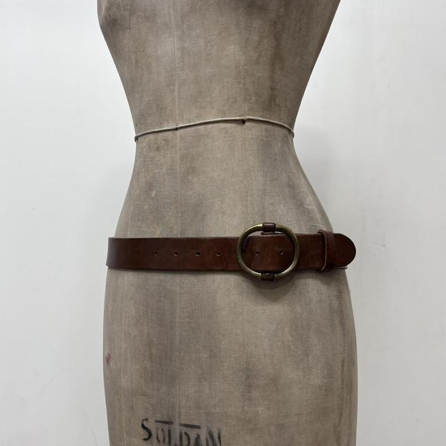 Chunky brown leather belt