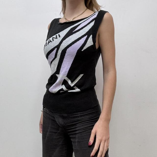 Slouchy knitted graphic vest