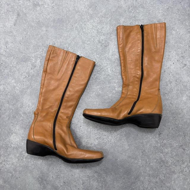 Tan leather moto boxing boots
