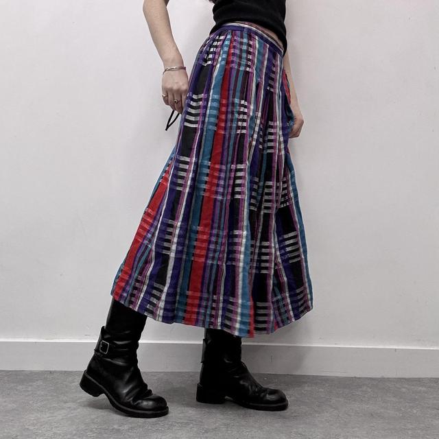Checked tartan pleated maxi skirt