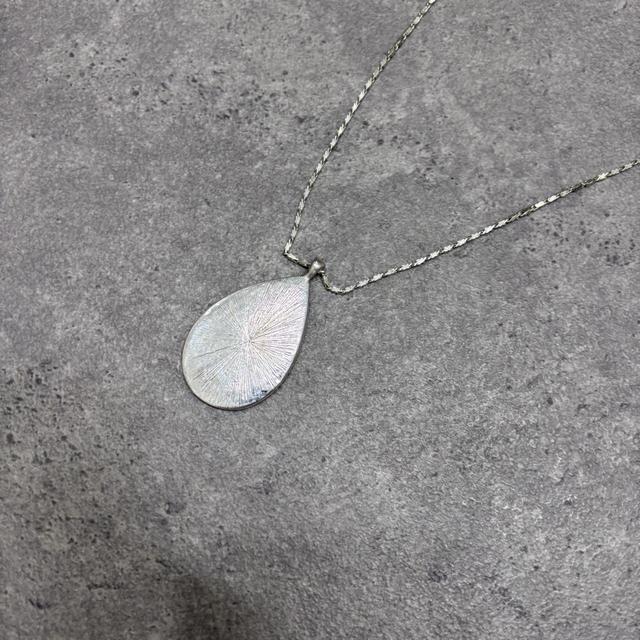Silver pearl shell stone necklace