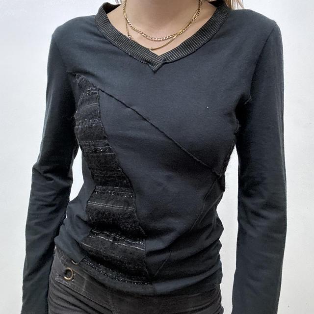 Black panelled patch 90s grunge top