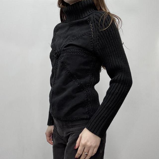 Black crochet knitted jumper