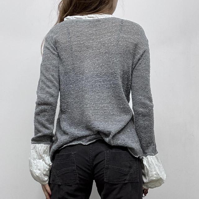 Grey flared knit puff shirt