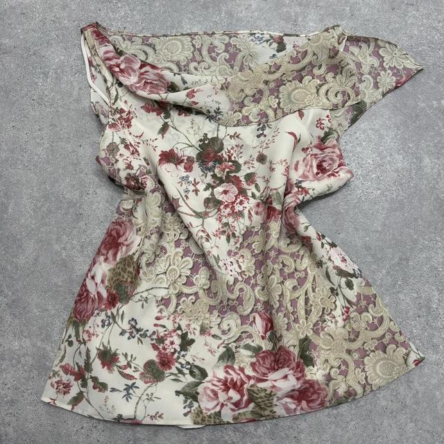Sheer lace print drape vest
