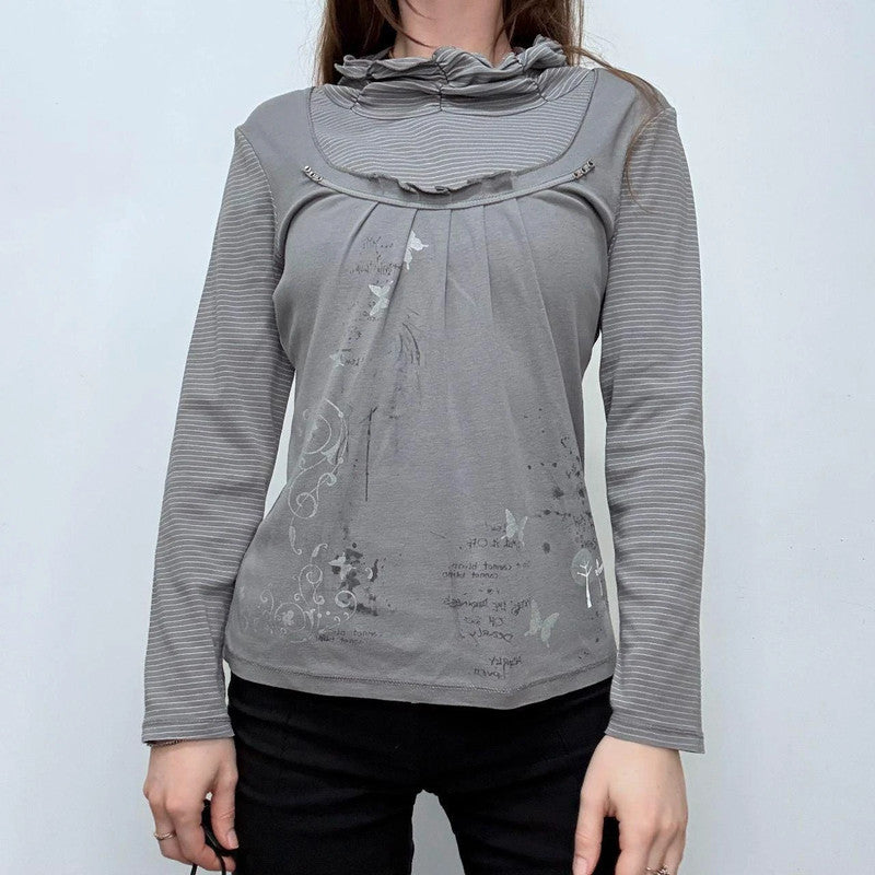 grey long sleeve pinstriped t-shirt