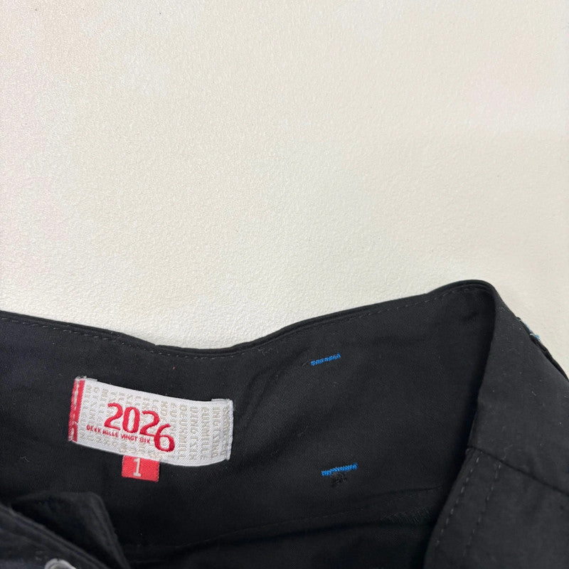 black structured barrel trousers