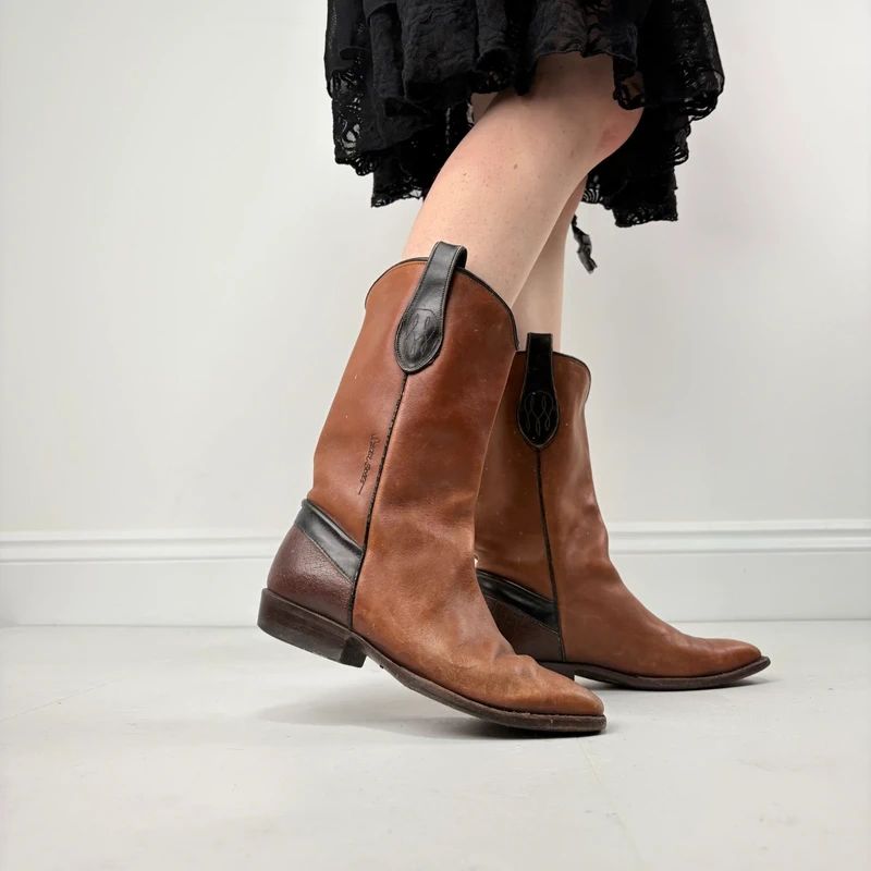 tan leather cowboy boots