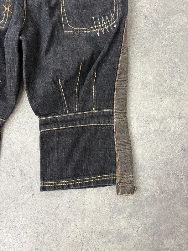 distressed black denim jorts capri pants