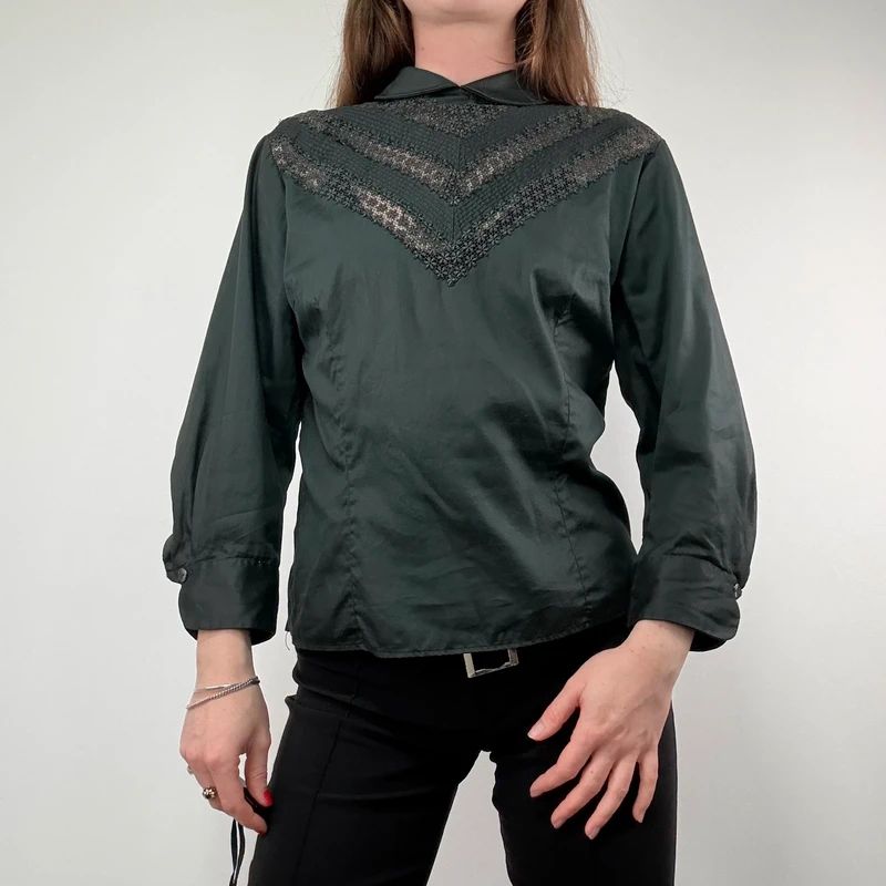 Black Lace puff antique Blouse