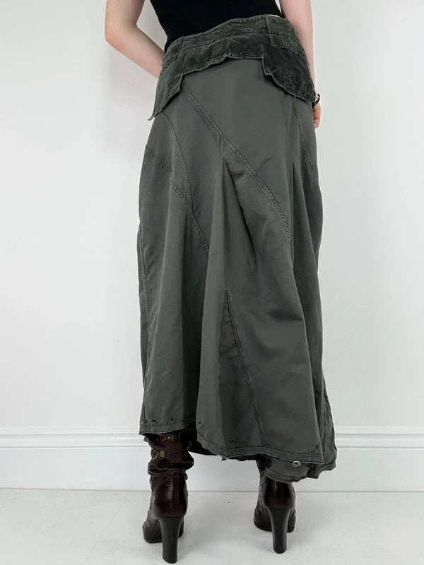 Marithé + François Girbaud adjustable button grey cargo skirt