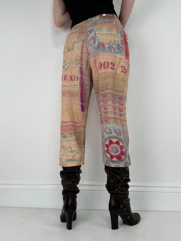 Printed abstract summer textured capri trousers