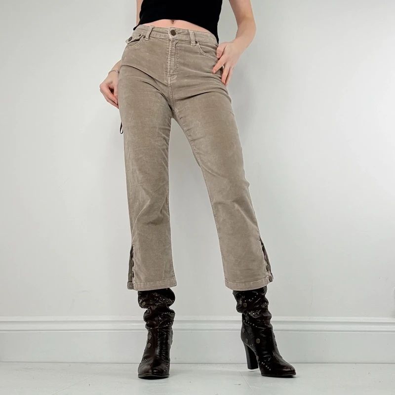 Napoleon cropped tan capri pants