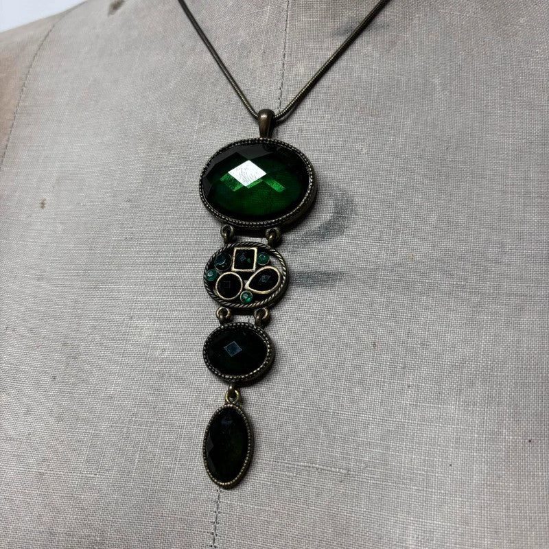 green gemstone summer necklace