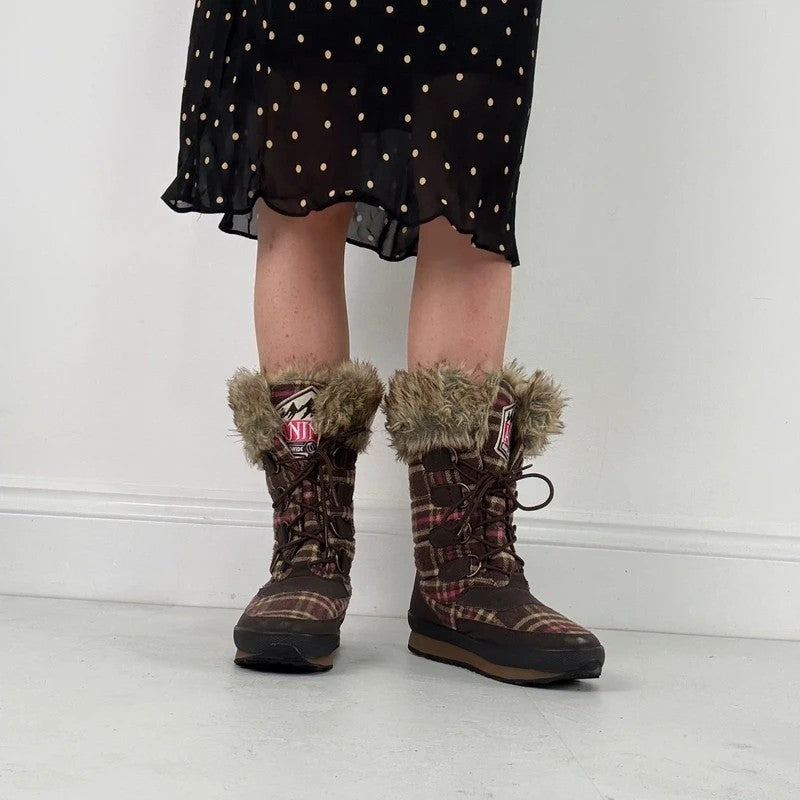 Brown tartan faux fur Animal ski style boots