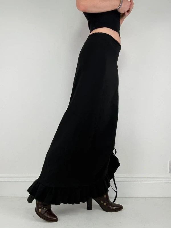 Low waisted black cinched ruffle maxi skirt