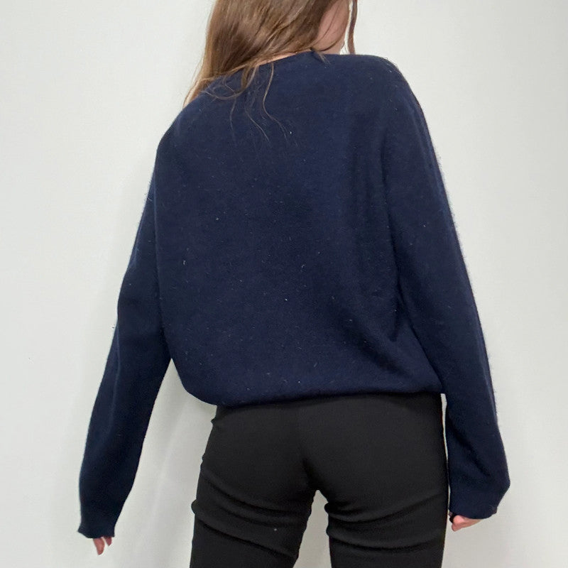 Navy blue cashmere knit crewneck jumper