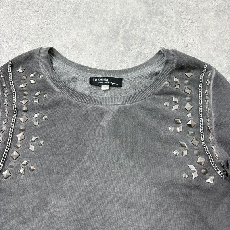 distressed cotton studded cropped sweatshirt