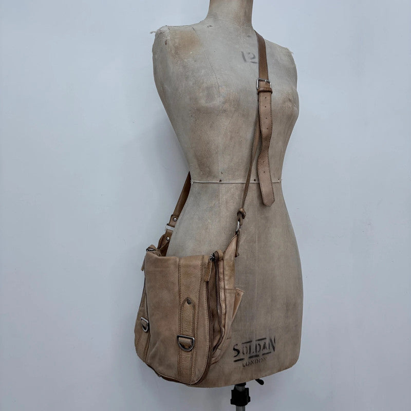 tan leather zip city bag