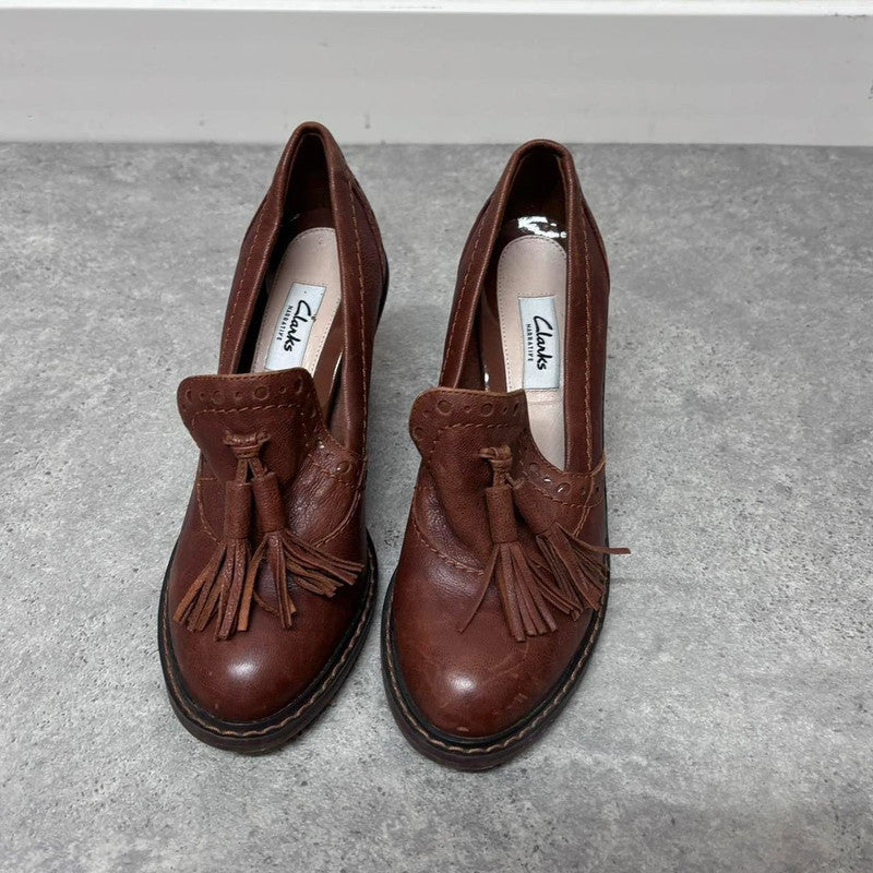 Twee tassel heeled loafer pumps