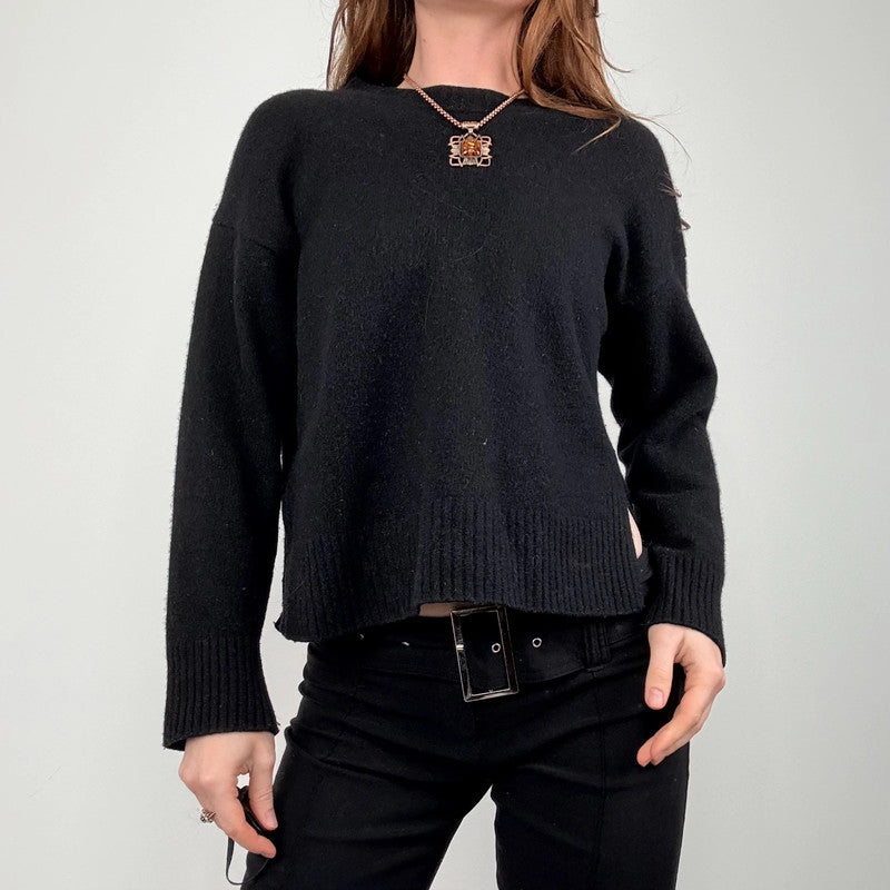 black wool knitted cropped jumper