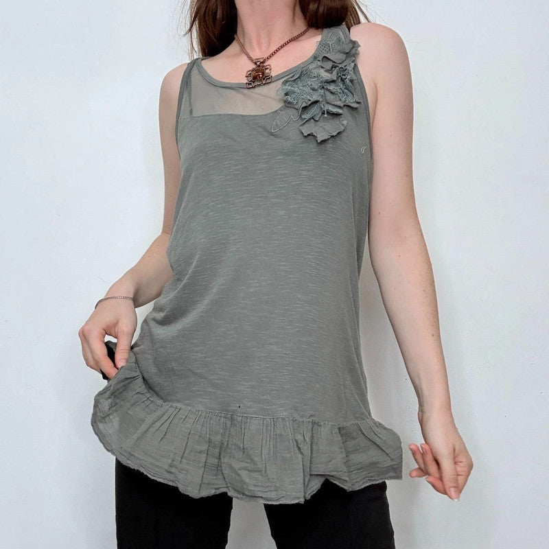 grey  pleated flared hem vest