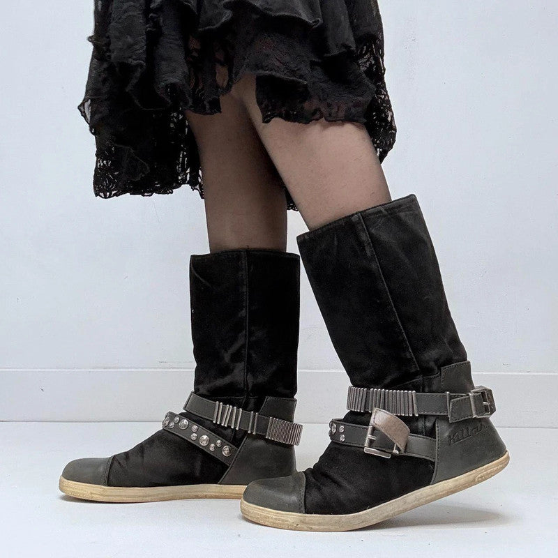 buckle black grunge studded boots