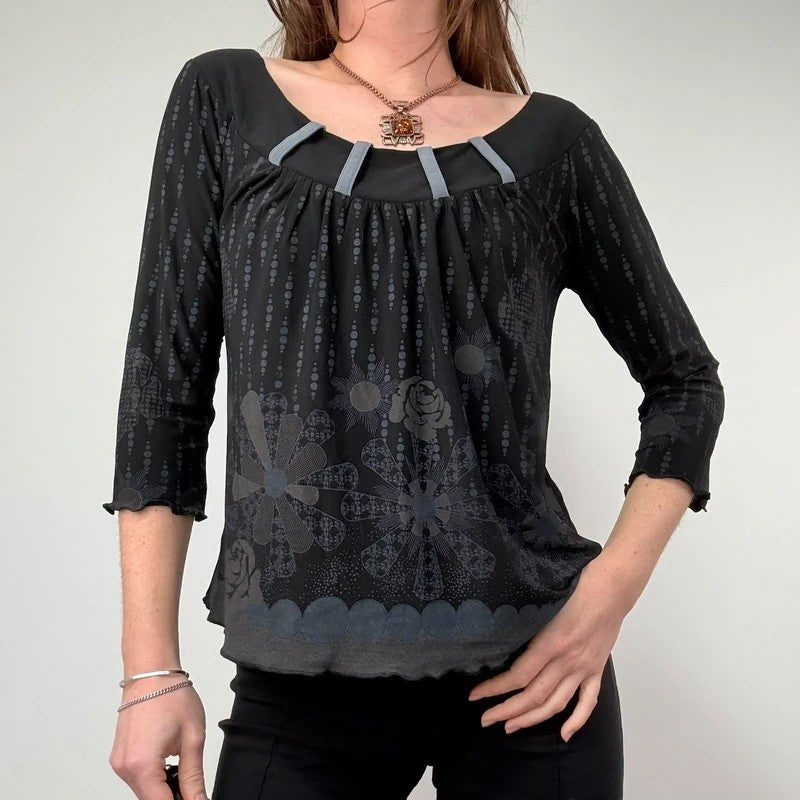 black wide neck belt loop 3/4 length sleeve polkadot t-shirt