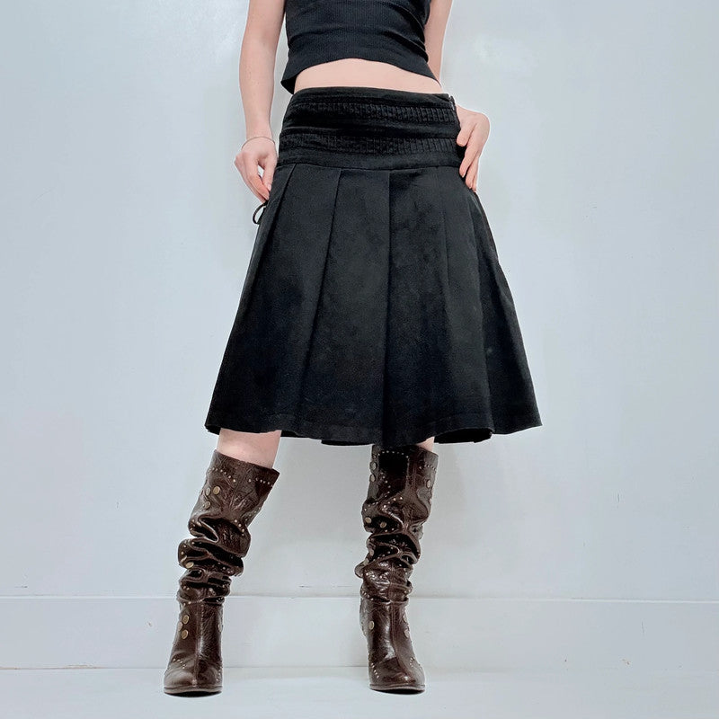 black pleated drop waist midi skirt