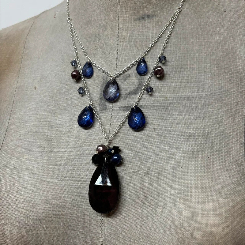 coquette gemstone necklace