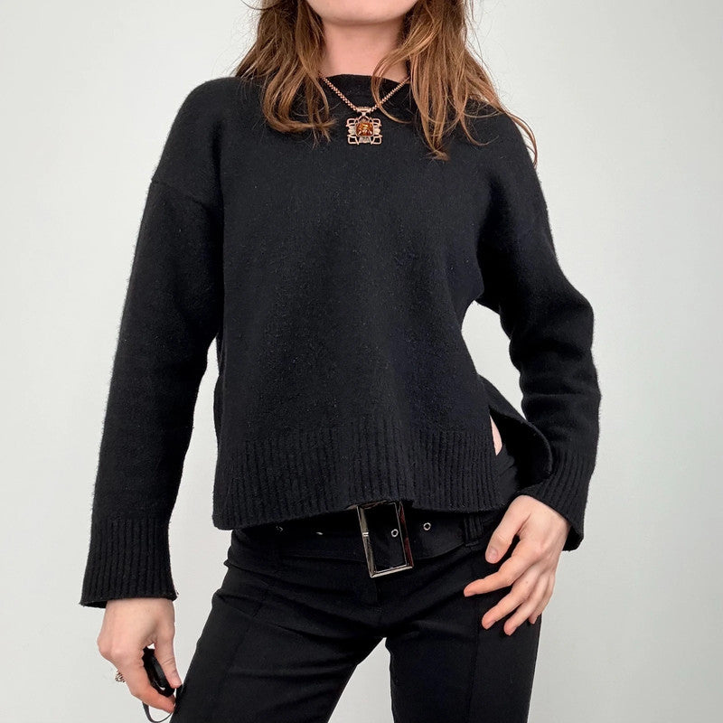black wool knitted cropped jumper
