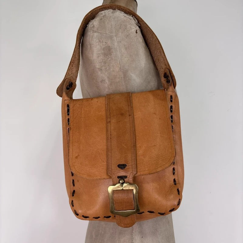 Tan cargo buckle western shoulder bag