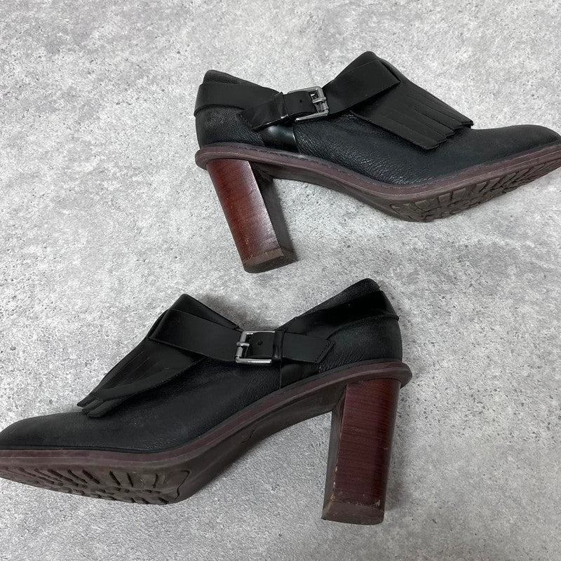 black heel buckle loafers